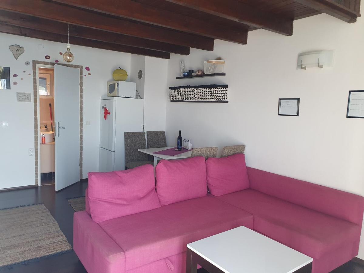 Modern Two Floors Apartment With A Beautiful View Martinšćica Esterno foto